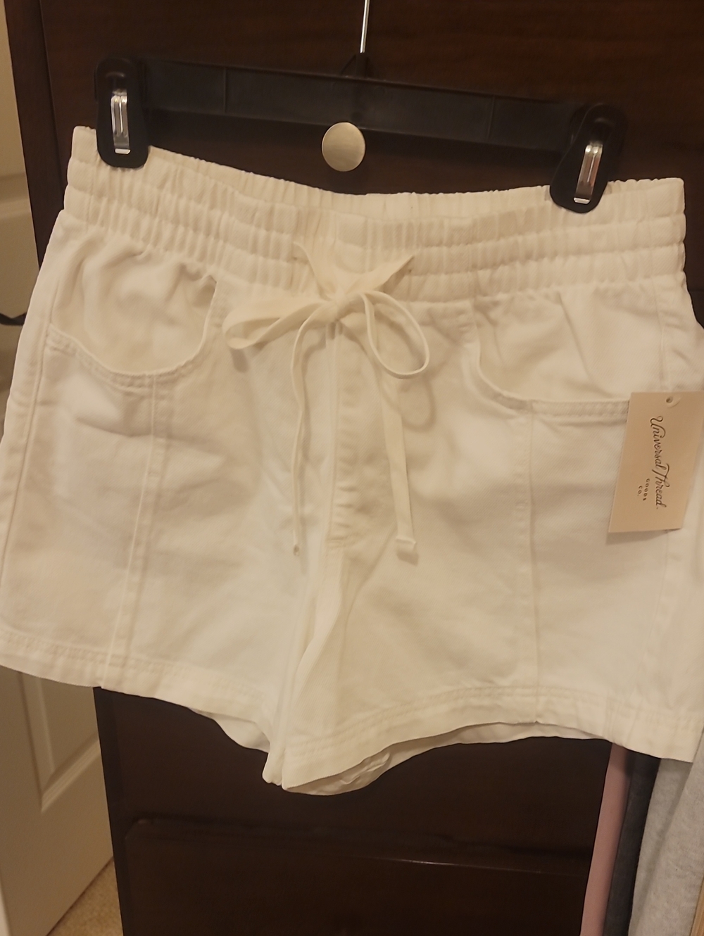 NWT Universal Thread White Drawstring Elastic-Waist Denim Shorts Size Small